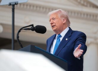 Trump condamnă crimele lui Vladimir Putin în Ucraina, dar nu îl face să suporte niciun preț Trump condamnă crimele lui Vladimir Putin în Ucraina, dar nu îl face să suporte niciun preț
