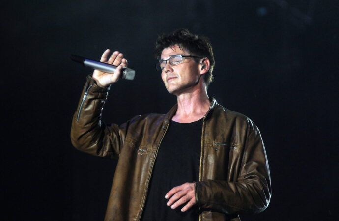 Morten Harket, solistul trupei A-ha, a fost diagnosticat cu Parkinson Morten Harket, solistul trupei A-ha, a fost diagnosticat cu Parkinson