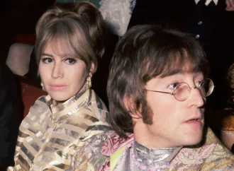 O scrisoare a lui John Lennon către soţie va fi scoasă la licitaţie O scrisoare a lui John Lennon către soţie va fi scoasă la licitaţie