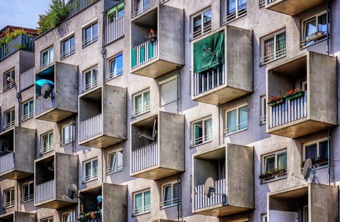 Prețurile apartamentelor ar putea exploda. Care sunt orașele și cartierele cele mai ATRACTIVE pentru dezvoltatorii imobiliari Prețurile apartamentelor ar putea exploda. Care sunt orașele și cartierele cele mai ATRACTIVE pentru dezvoltatorii imobiliari