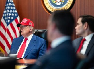 Trump cere suplimentarea producției de petrol și avertizează companiile care încearcă să profite de criza cu Iranul Trump cere suplimentarea producției de petrol și avertizează companiile care încearcă să profite de criza cu Iranul