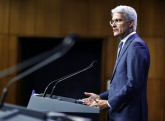 În ședința de guvern am agreat 2,54 de miliarde de euro pentru INVESTIȚII în domenii cheie În ședința de guvern am agreat 2,54 de miliarde de euro pentru INVESTIȚII în domenii cheie