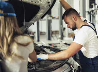 Cum ne protejăm mașina vara. Sfaturile esențiale ale experților Cum ne protejăm mașina vara. Sfaturile esențiale ale experților