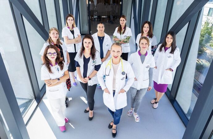Abonamentul Enayati Medical City nu te lasă singur nici în vacanță Abonamentul Enayati Medical City nu te lasă singur nici în vacanță