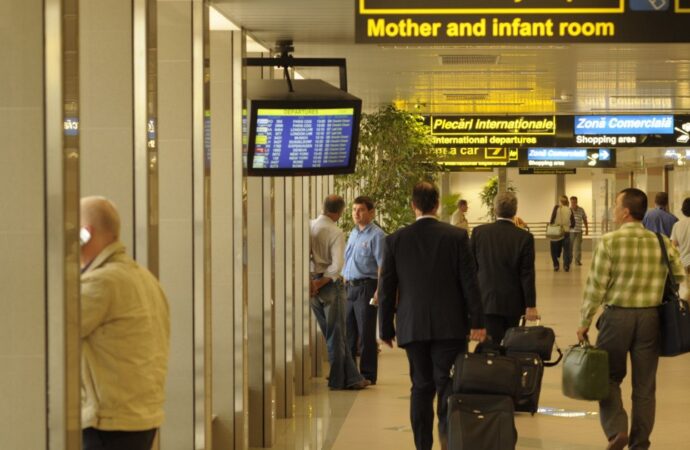 Topul aeroporturilor europene unde avioanele decolează la timp Topul aeroporturilor europene unde avioanele decolează la timp