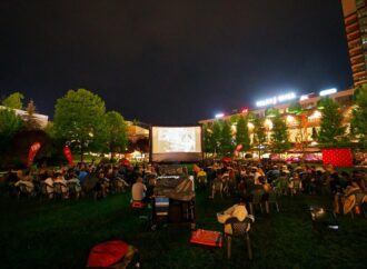 Vara 2025 aduce cinema în aer liber în România și Europa