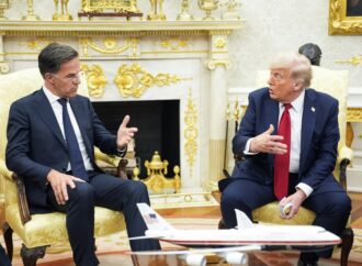 Trump este „dezamăgit” de Putin și amenință Rusia cu măsuri „severe” dacă nu ajunge la un acord cu Ucraina /„Nu este războiul meu”