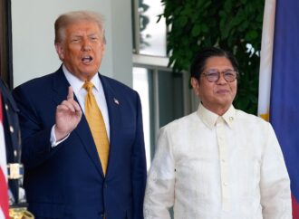 Donald Trump a anunțat că a ajuns la un acord comercial cu președintele Filipinelor Donald Trump a anunțat că a ajuns la un acord comercial cu președintele Filipinelor
