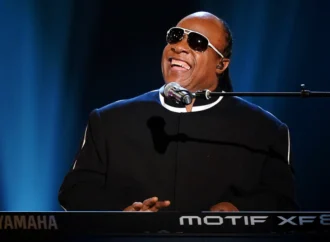 Stevie Wonder spune că nu se va gândi niciodată să se retragă