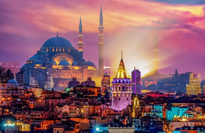 Vacanță cu mașina în Turcia pe cont propriu, ghid complet. Cum să eviți amenzile și surprizele neplăcute pe traseu Vacanță cu mașina în Turcia pe cont propriu, ghid complet. Cum să eviți amenzile și surprizele neplăcute pe traseu
