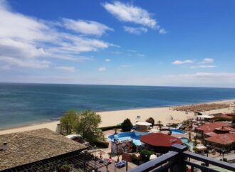 All inclusive cu scandal fratricid în Bulgaria. Cum au ajuns românii să nu se mai suporte între ei: „Urăsc împuțita de Românie” All inclusive cu scandal fratricid în Bulgaria. Cum au ajuns românii să nu se mai suporte între ei: „Urăsc împuțita de Românie”