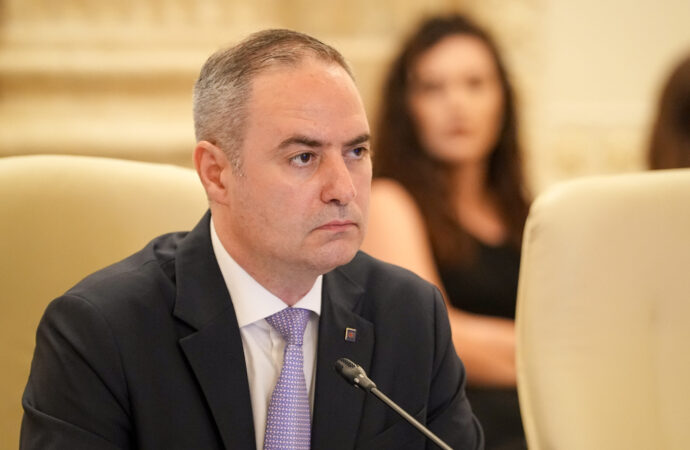 „Amânări la plată, în condiții discutabile” „Amânări la plată, în condiții discutabile”