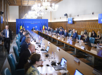 Guvernul declară război COLETELOR Temu și Shein. Noua taxă pentru românii care comandă pe internet Guvernul declară război COLETELOR Temu și Shein. Noua taxă pentru românii care comandă pe internet