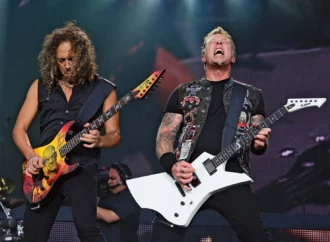 Metallica a ajuns la 500 de săptămâni în topul Billboard Metallica a ajuns la 500 de săptămâni în topul Billboard