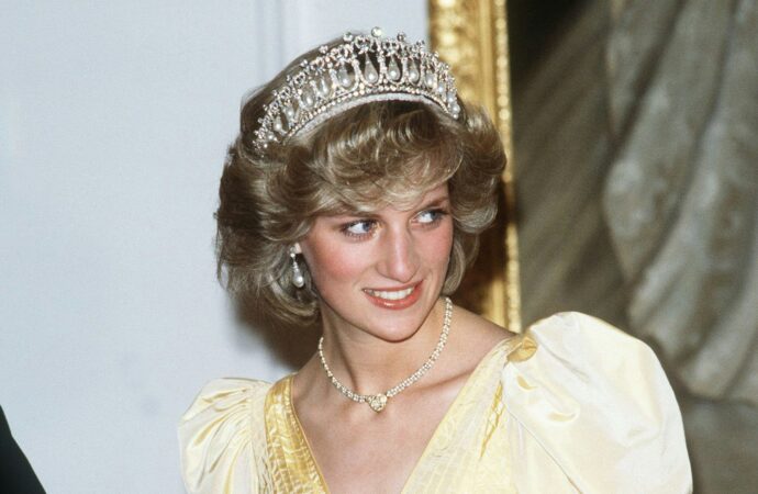 O capsulă a timpului îngropată de Prințesa Diana a fost dezvăluită