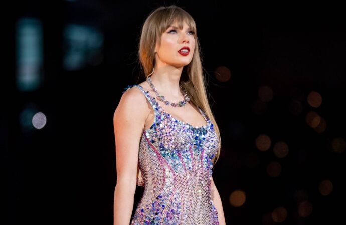 Taylor Swift anunță lansarea noului album „The Life of a Showgirl”