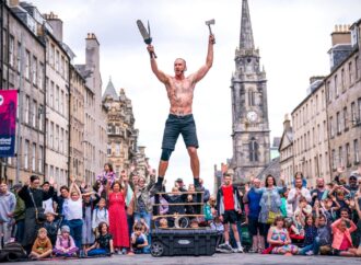 Edinburgh găzduiește cel mai mare festival de artă din lume Edinburgh găzduiește cel mai mare festival de artă din lume