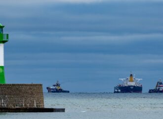 Administrația Trump ia în considerare sancțiuni suplimentare asupra „flotei din umbră” de petroliere ale Rusiei Administrația Trump ia în considerare sancțiuni suplimentare asupra „flotei din umbră” de petroliere ale Rusiei