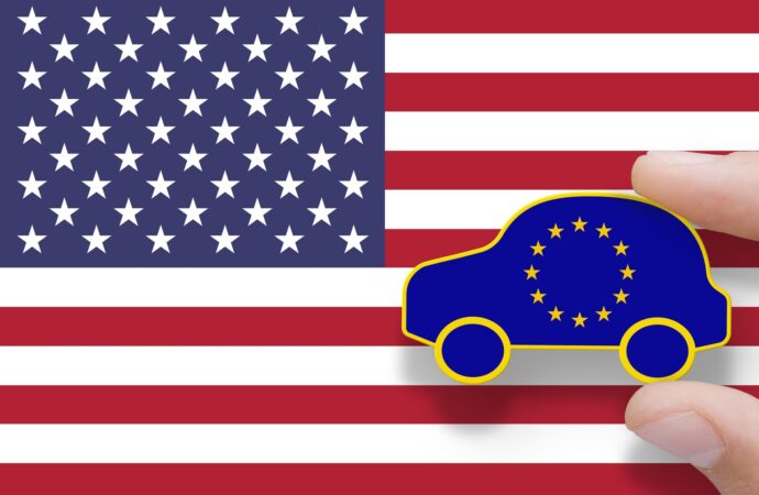 Comisia Europeană suspendă măsurile de retorsiune contra SUA /Negocierile pentru stabilirea detaliilor Acordului comercial continuă Comisia Europeană suspendă măsurile de retorsiune contra SUA /Negocierile pentru stabilirea detaliilor Acordului comercial continuă