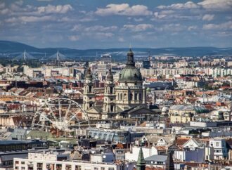 Orașul european de lângă România care interzice închirierile turistice pe termen scurt într-un cartier istoric Orașul european de lângă România care interzice închirierile turistice pe termen scurt într-un cartier istoric