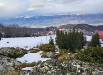 Mai au viitor investițiile în stațiunile montane de iarnă? Straja, locul care caută să se reinventeze în lipsa zăpezii