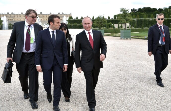 Financial Times dezvăluie „jocul dublu” al lui Macron. Franța nu vrea să folosească activele ruse blocate în băncile sale Financial Times dezvăluie „jocul dublu” al lui Macron. Franța nu vrea să folosească activele ruse blocate în băncile sale