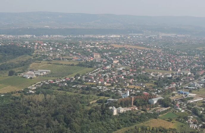 Comuna din județul Iași care se află în topul celor cu cele mai multe proiecte de construcții din România în ultimele 12 luni Comuna din județul Iași care se află în topul celor cu cele mai multe proiecte de construcții din România în ultimele 12 luni