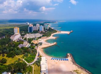 Vacanțele românilor, între preț și frustrare. Președintele ANAT: „În 7 zile, tu dai 1.400 de lei, dar n-ai intrat încă în hotel“ Vacanțele românilor, între preț și frustrare. Președintele ANAT: „În 7 zile, tu dai 1.400 de lei, dar n-ai intrat încă în hotel“