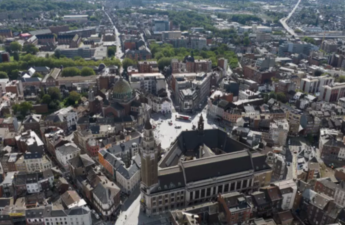 Orașul cel mai urât din lume care atrage turiștii ca un magnet. În ce constă farmecul său