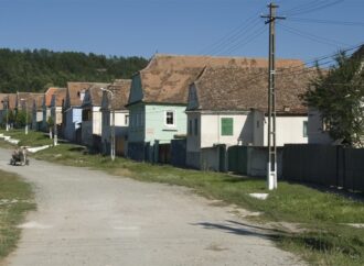Localitatea din România în care o casă costă doar 7.000€ acum, în februarie 2026. Se vinde cu teren de 322 mp Localitatea din România în care o casă costă doar 7.000€ acum, în februarie 2026. Se vinde cu teren de 322 mp