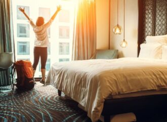 Trucul unei turiste pentru a obține mai multe beneficii la hotel: de ce rezerva cameră dublă, deși călătorește singură Trucul unei turiste pentru a obține mai multe beneficii la hotel: de ce rezerva cameră dublă, deși călătorește singură