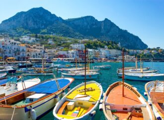 Italia introduce reguli noi pentru turiștii din trei destinații populare: schimbări în Capri, Florența și Dolomiți
