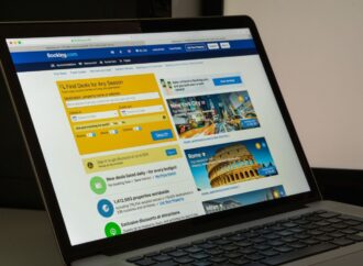 Precedent istoric în justiție: Booking, obligat să plătească despăgubiri unui turist pentru o vacanță distrusă Precedent istoric în justiție: Booking, obligat să plătească despăgubiri unui turist pentru o vacanță distrusă