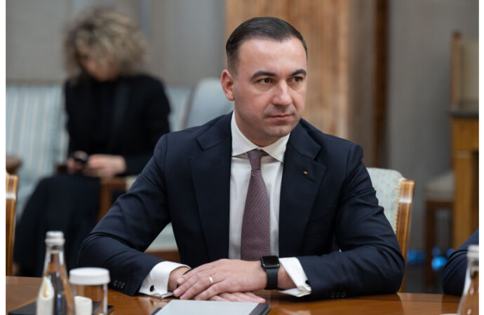 „Dacă va depăși barilul 110-120 dolari, s-ar putea să ajungem și la pragul psihologic de 10 lei”