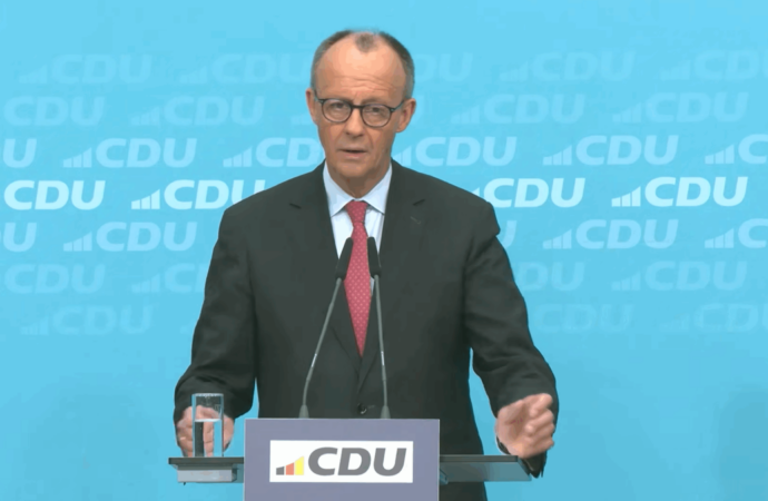 Cancelarul german Friedrich Merz se declară „îngrijorat” de creșterea prețurilor la energie cauzată de conflictul din Orientul Mijlociu Cancelarul german Friedrich Merz se declară „îngrijorat” de creșterea prețurilor la energie cauzată de conflictul din Orientul Mijlociu