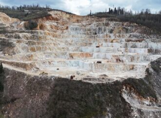 Ruschița, muntele de marmură din Banat, redescoperit odată cu construcția „Drumului Marmurei”