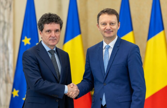 Nicușor Dan a ales experiența europeană. Siegfried Mureșan, nominalizat premier într-un moment dificil pentru România Nicușor Dan a ales experiența europeană. Siegfried Mureșan, nominalizat premier într-un moment dificil pentru România