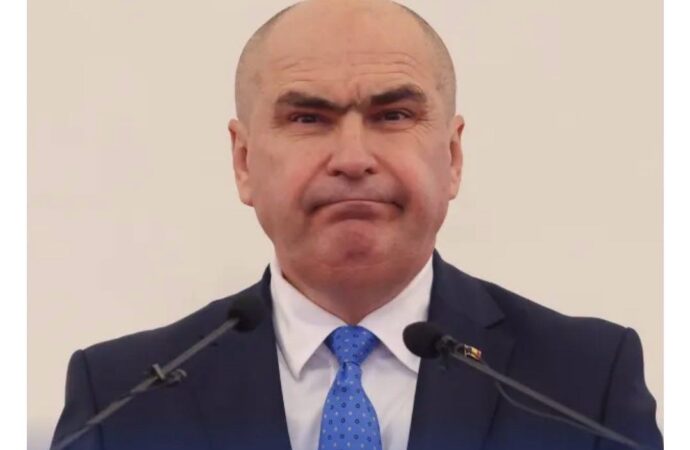 Bolojan critică miniștrii PSD, dar uită că aceiași oameni au făcut parte din propriul Guvern